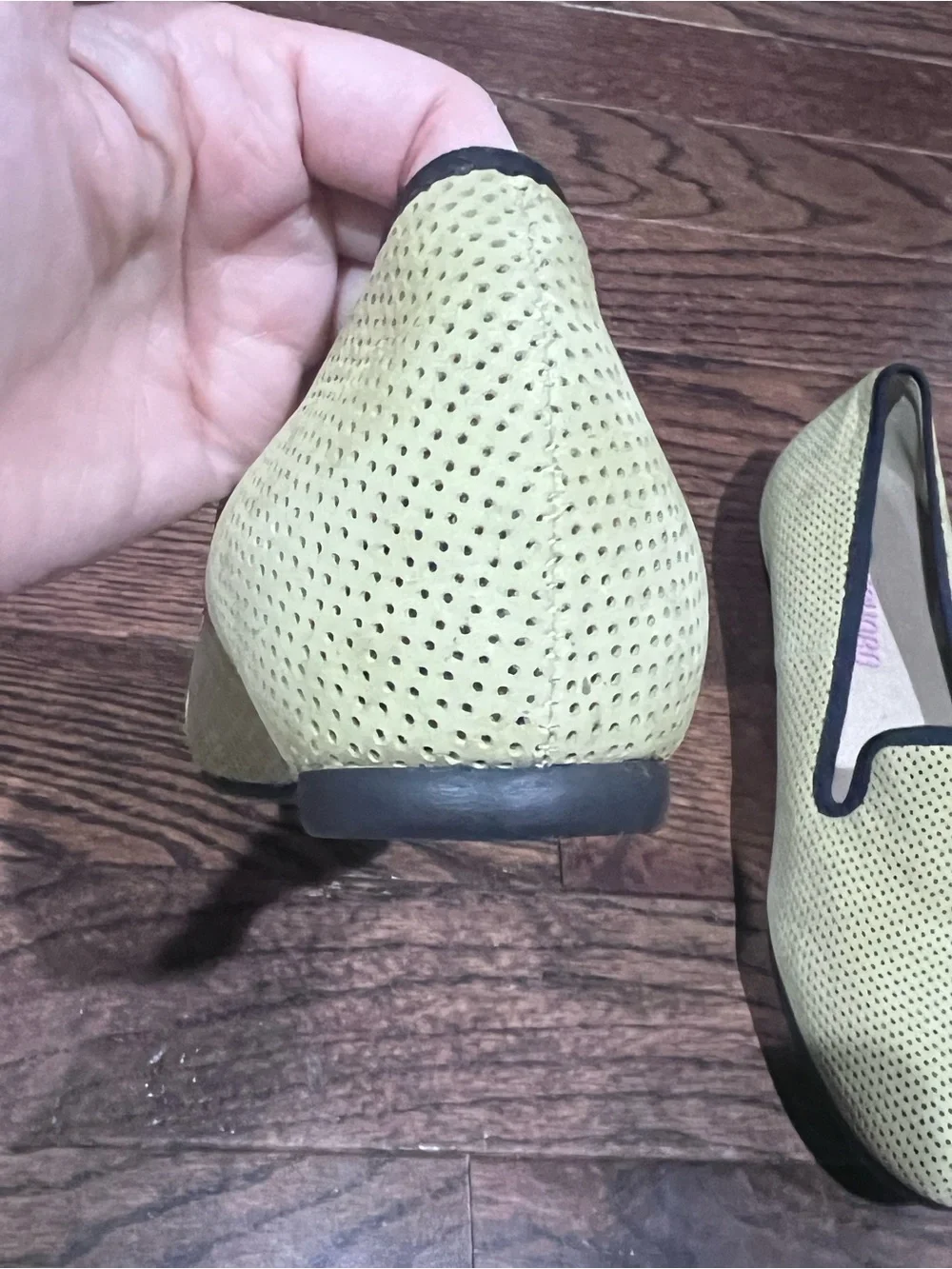 Munro lightweight perforated